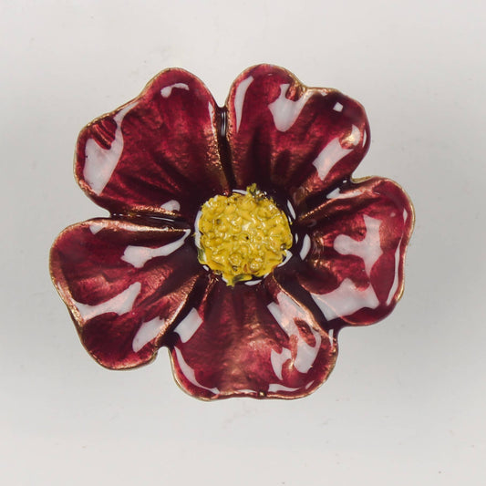 Red Daisy Knob