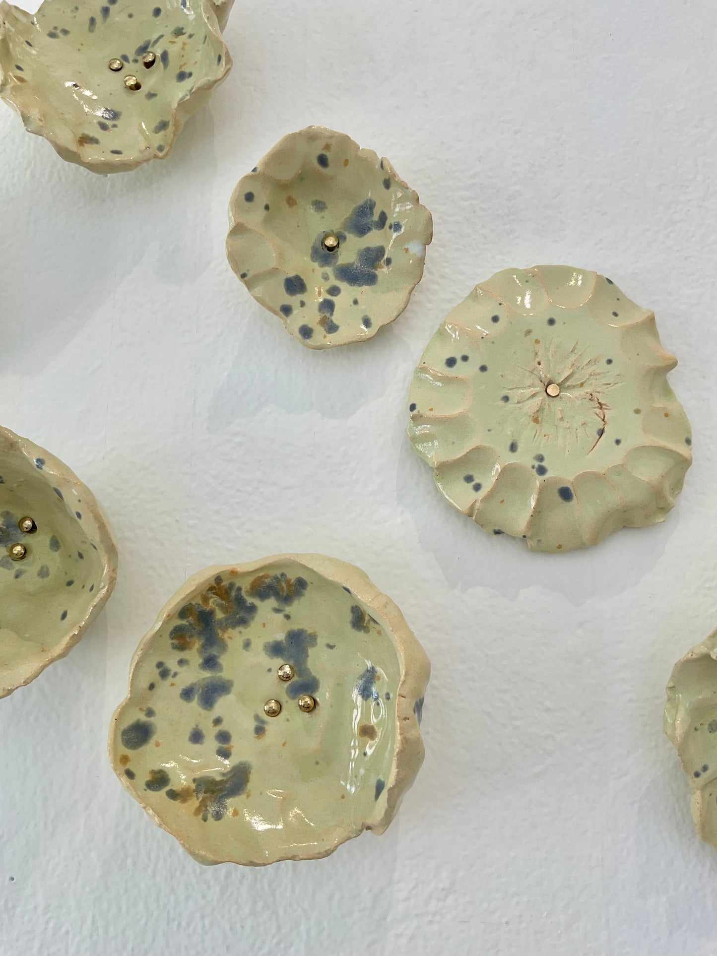 Speckled ceramic Wall Flowers