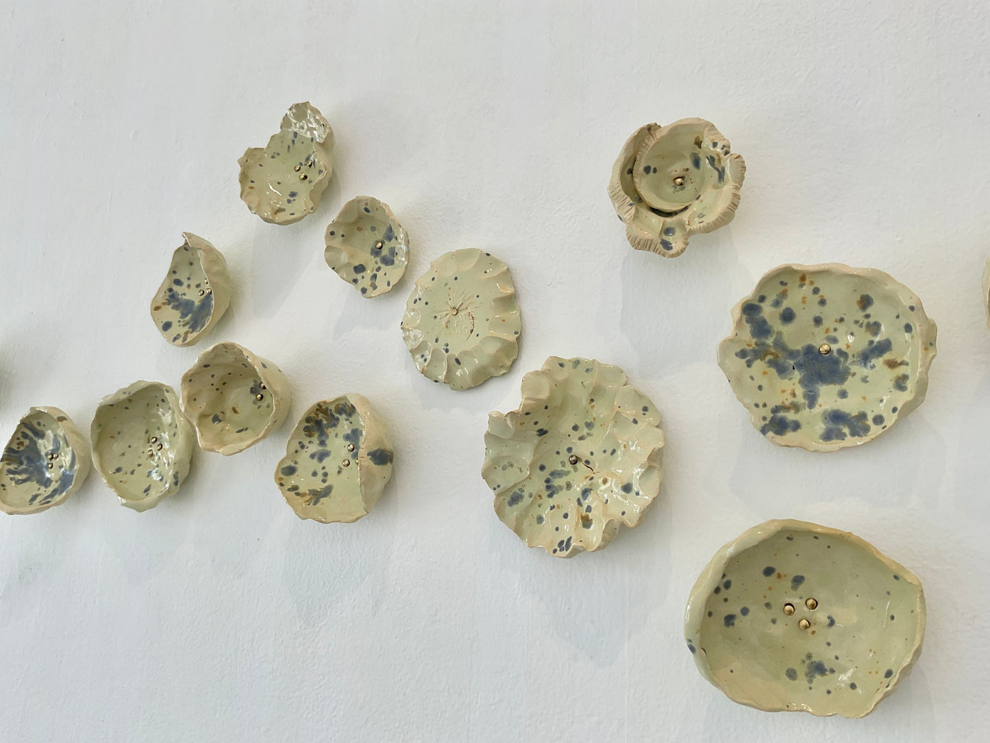 Speckled ceramic Wall Flowers
